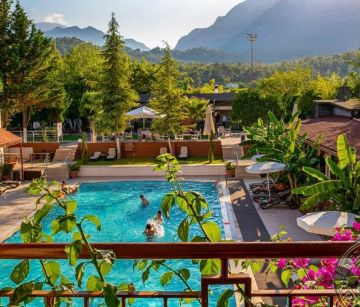 ROSE RESORT HOTEL