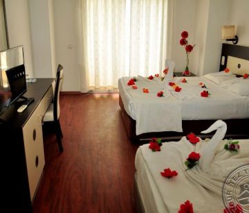LAVITAS HOTEL
