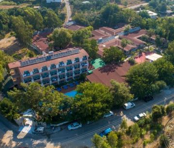 CLUB APERION BEACH HOTEL