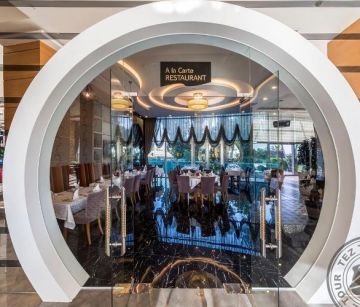 XORIA DELUXE HOTEL