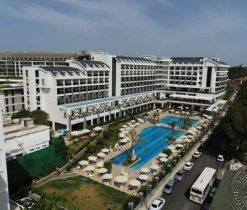 SEADEN VALENTINE RESORT & SPA