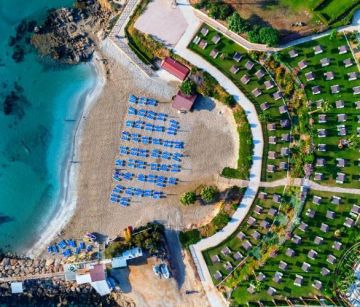 CAVO MARIS BEACH
