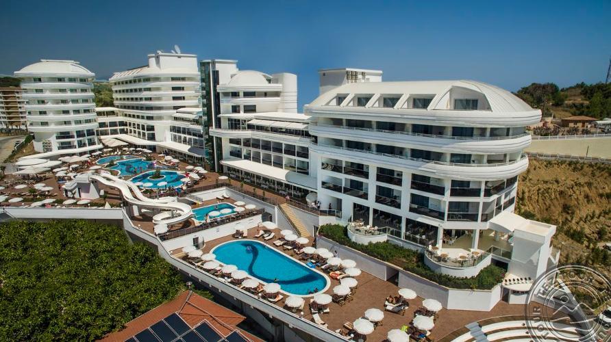 LAGUNA BEACH ALYA RESORT & SPA HOTEL