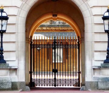 Лондон - Трети март - петдневна