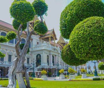 По течението на Меконг: култура, природа и легенди от Лаос до Тайланд