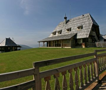 Екскурзия в СЪРБИЯ - В плен на планината Мокра Гора - екскурзия с автобус