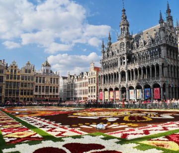 Брюксел - с вкус на шоколад, със самолет и обслужване на български език