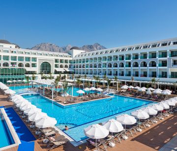 KARMIR RESORT & SPA