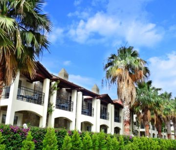 TIANA BEACH RESORT