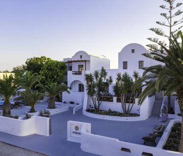 STROGILI HOTEL SANTORINI