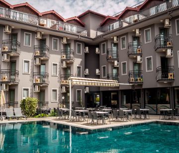 REMER HOTEL