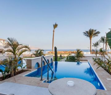 POSH CLUB SUNRISE REMAL BEACH