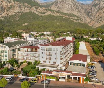 CLUB HOTEL BELPINAR