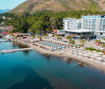 CLASS UNIQUE BEACH HOTEL