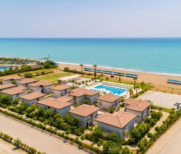 CRYSTAL BOUTIQUE BEACH RESORT (Adults Only)