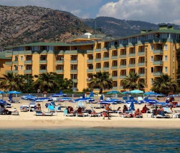 Kleopatra Dreams Beach