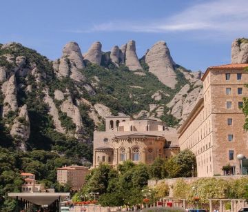 Тайните на Каталуния - настаняване в Коста Брава - полет от Варна 25.02