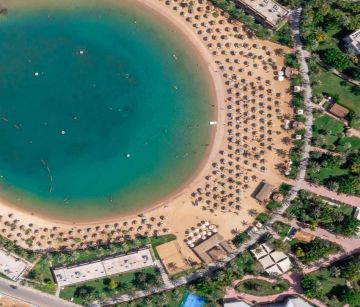 Desert Rose Resort Premium