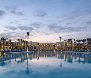 Serry Beach Resort Premium