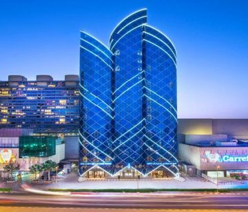 City Seasons Towers Hotel (Burjuman)