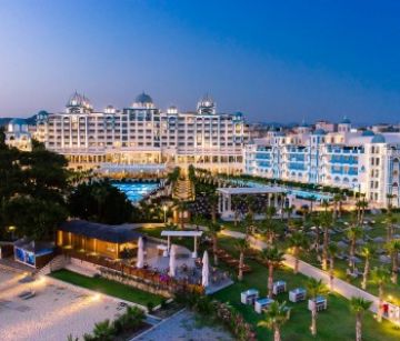RUBI PLATINUM SPA RESORT & SUITES