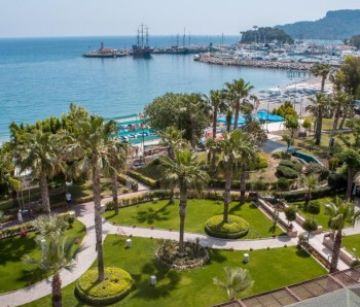 LANCORA BEACH HOTEL