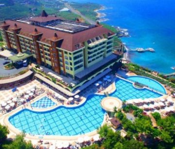 UTOPIA WORLD HOTEL