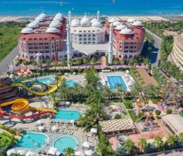 ROYAL DRAGON HOTEL