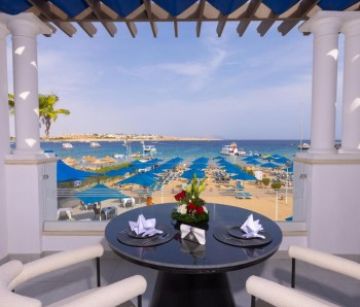 NAAMA BAY SUITES & SPA ADULTS ONLY 18+